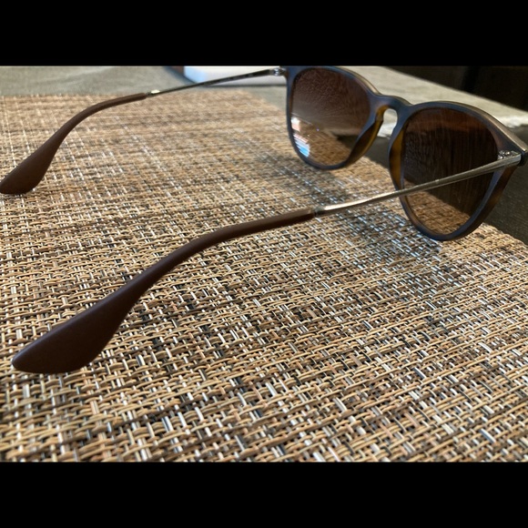 Ray-Ban Accessories - Ray ban sunglasses